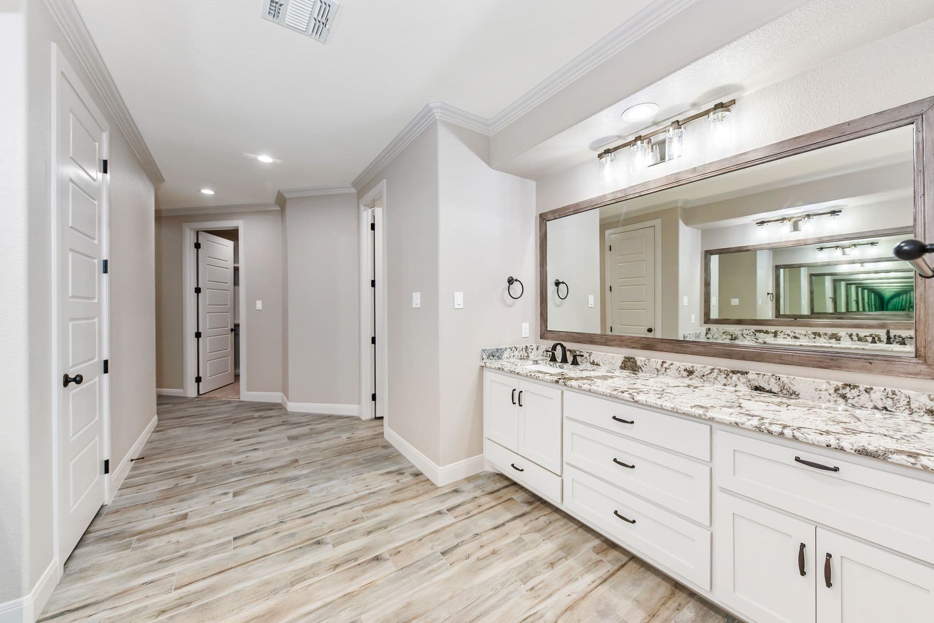 6500 WCR 41 - Photo 4