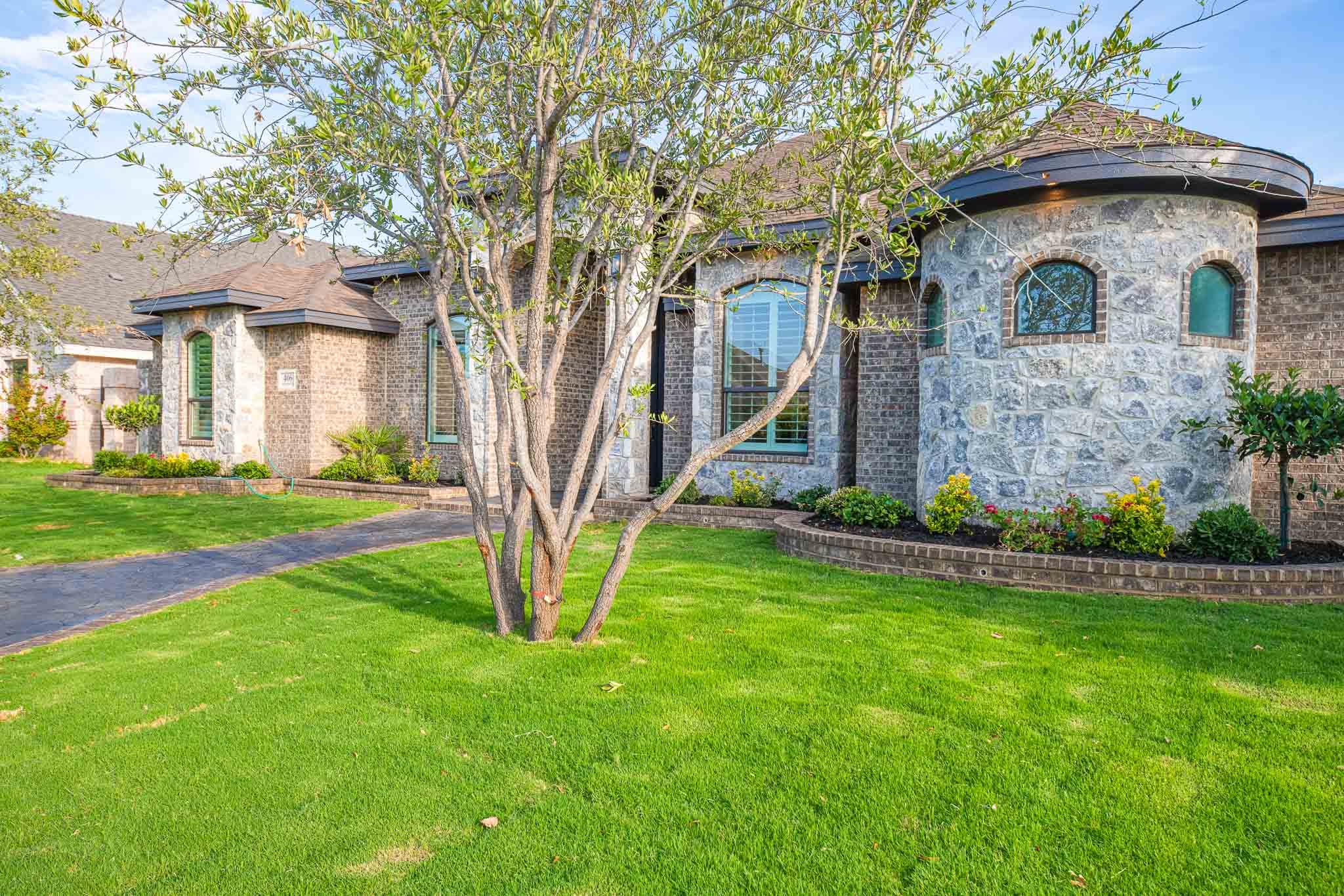 406 Springwood Court - Photo 3