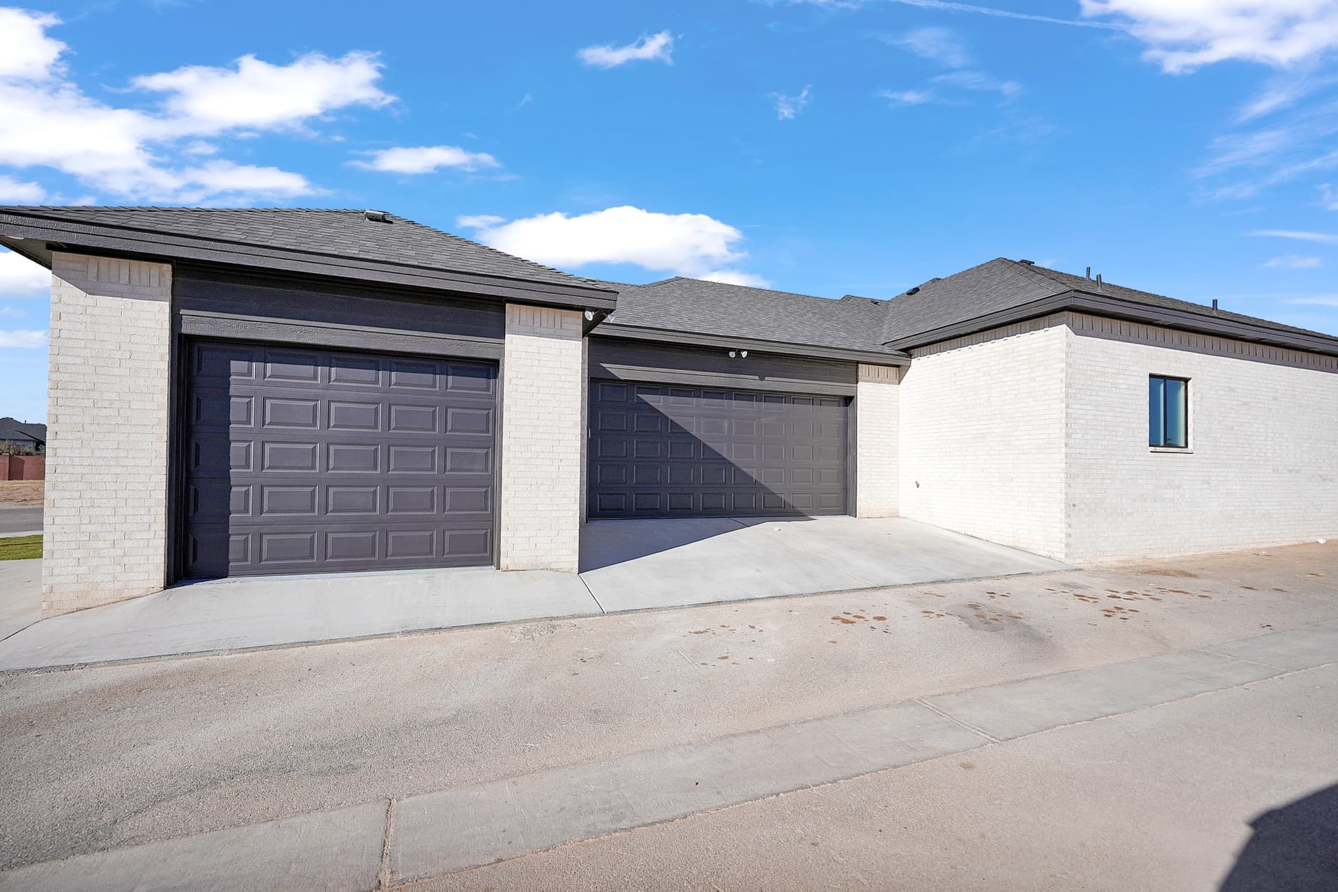 5803 Garrett Dr - Photo 4