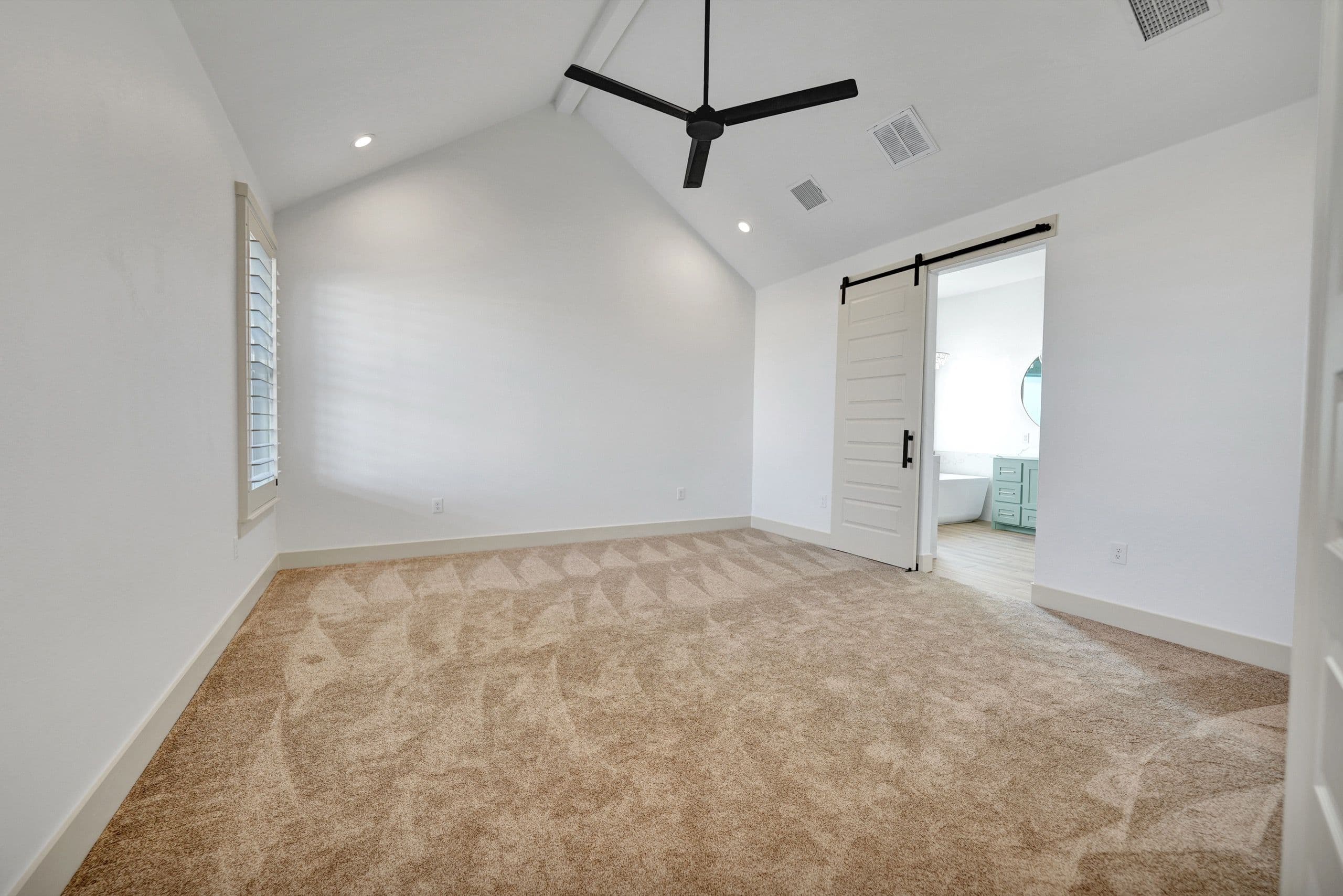 7012 WCR 42 - Photo 27