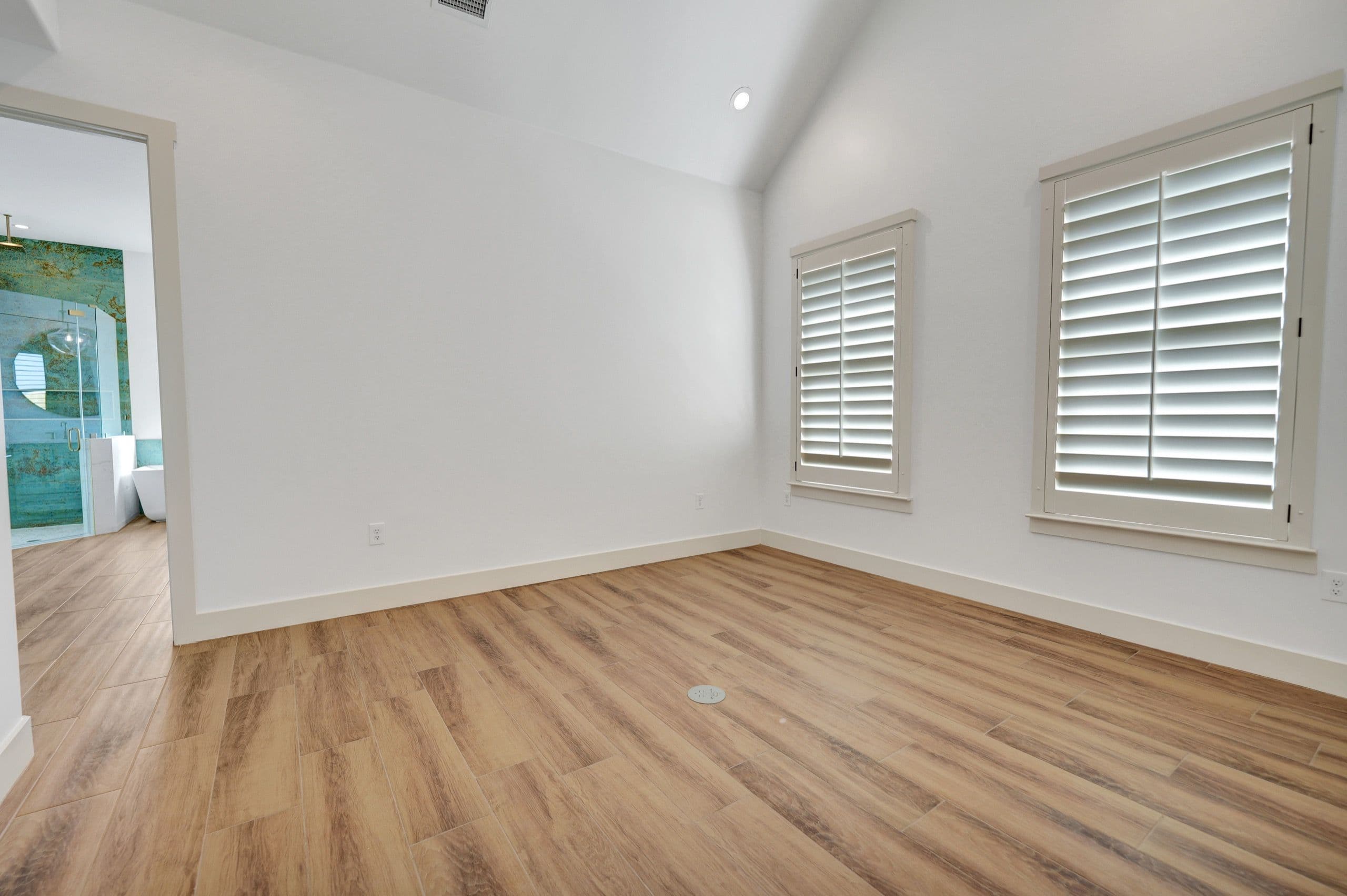 7012 WCR 42 - Photo 35