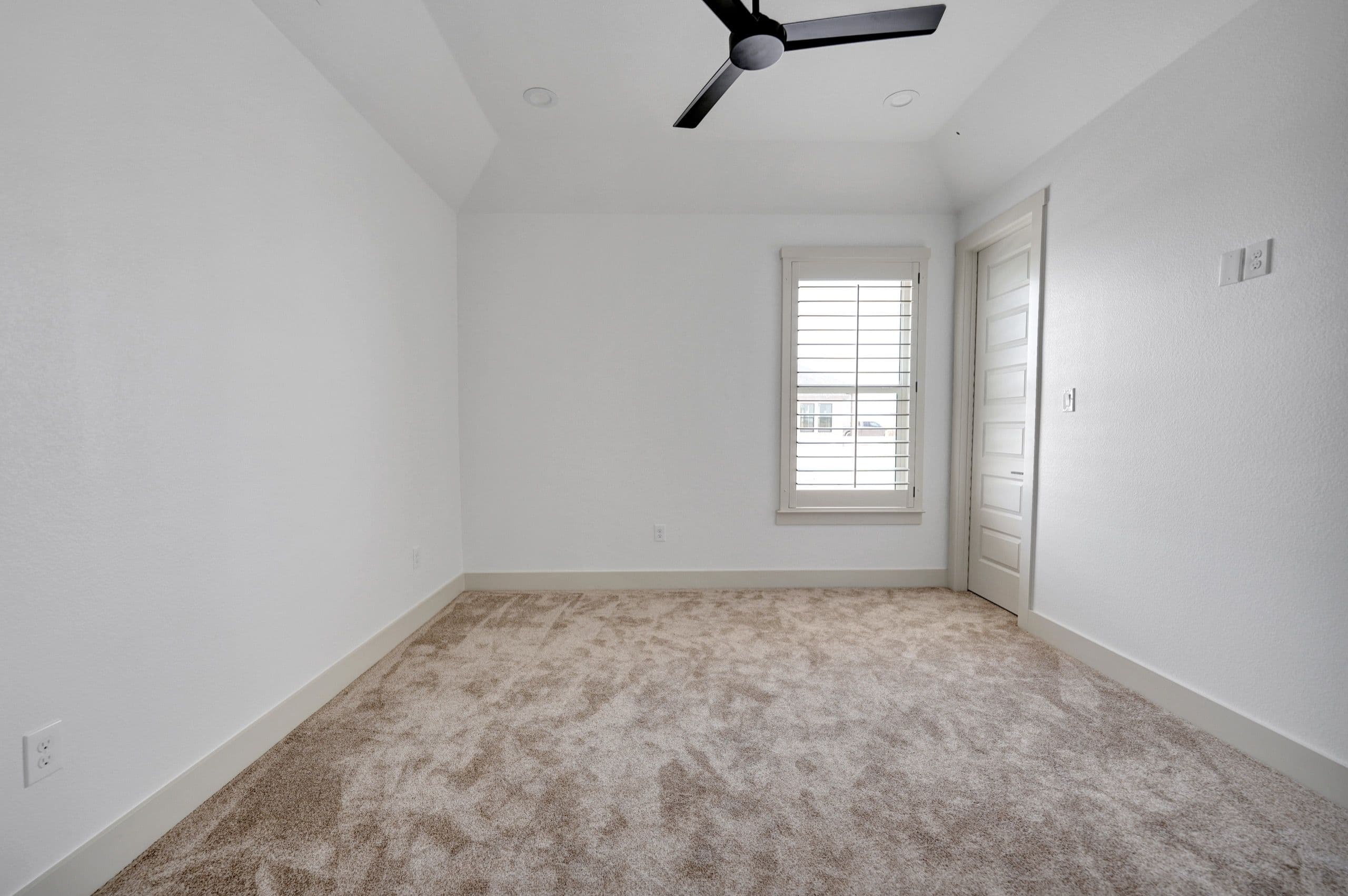 7012 WCR 42 - Photo 83