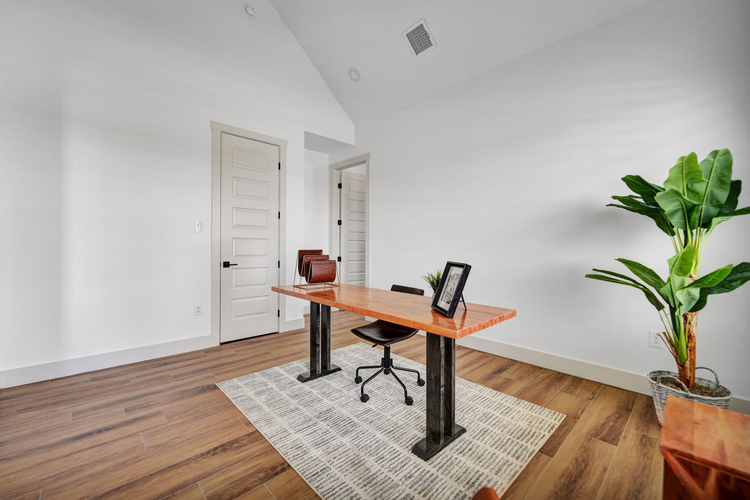 7012 WCR 42 - Photo 99