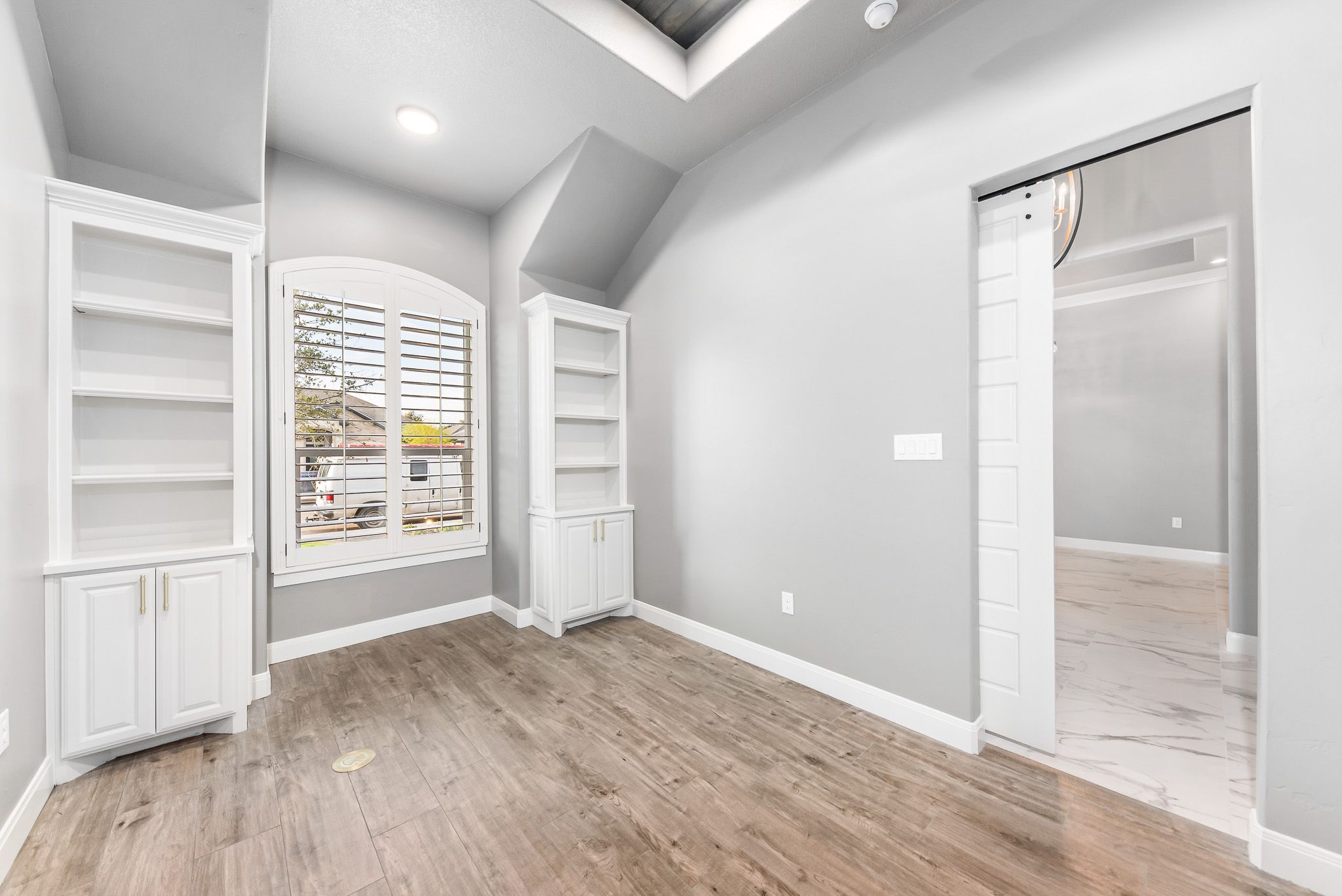 406 Springwood Court - Photo 45