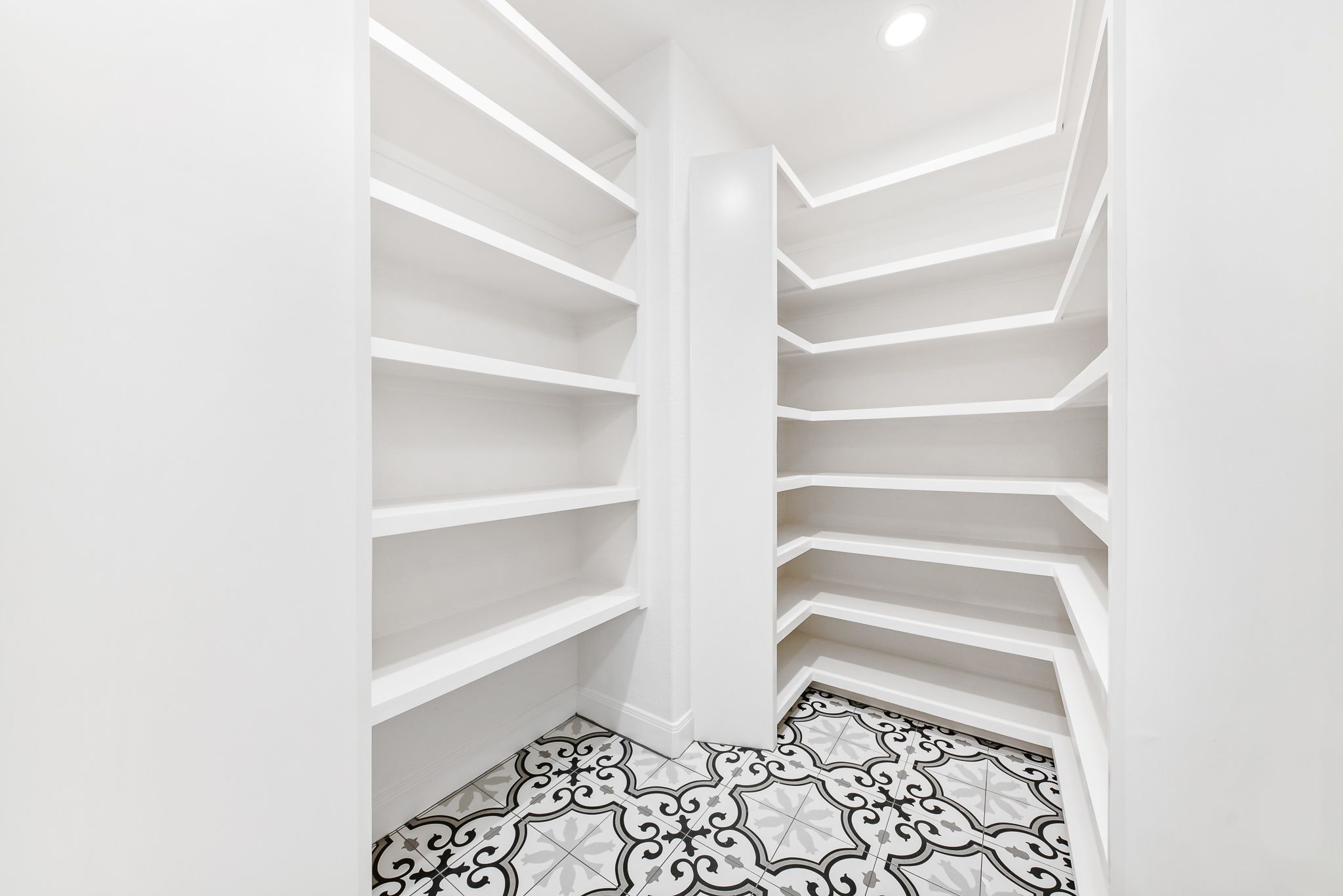406 Springwood Court - Photo 52