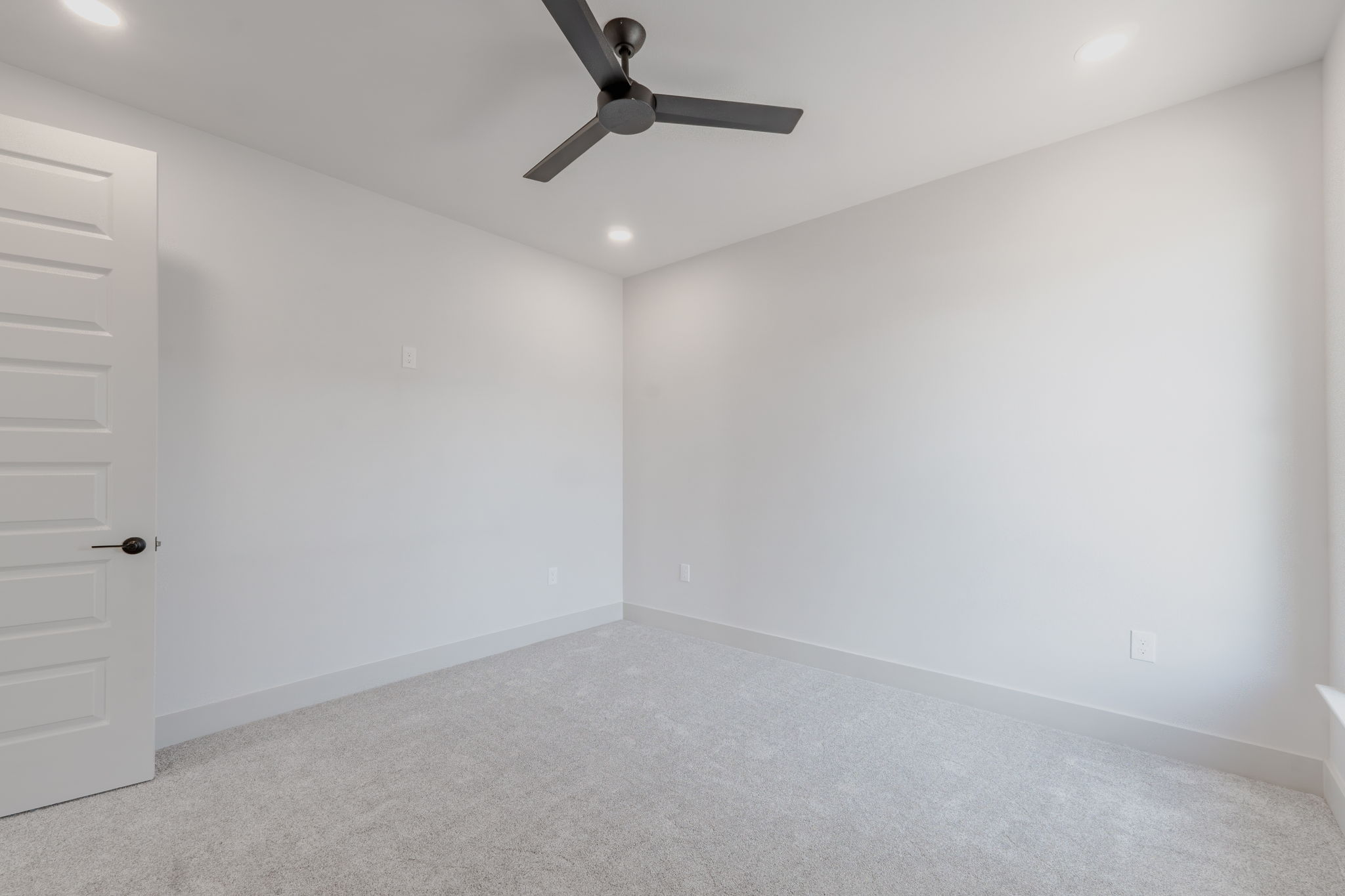 1707 S County Rd 1138 - Photo 45