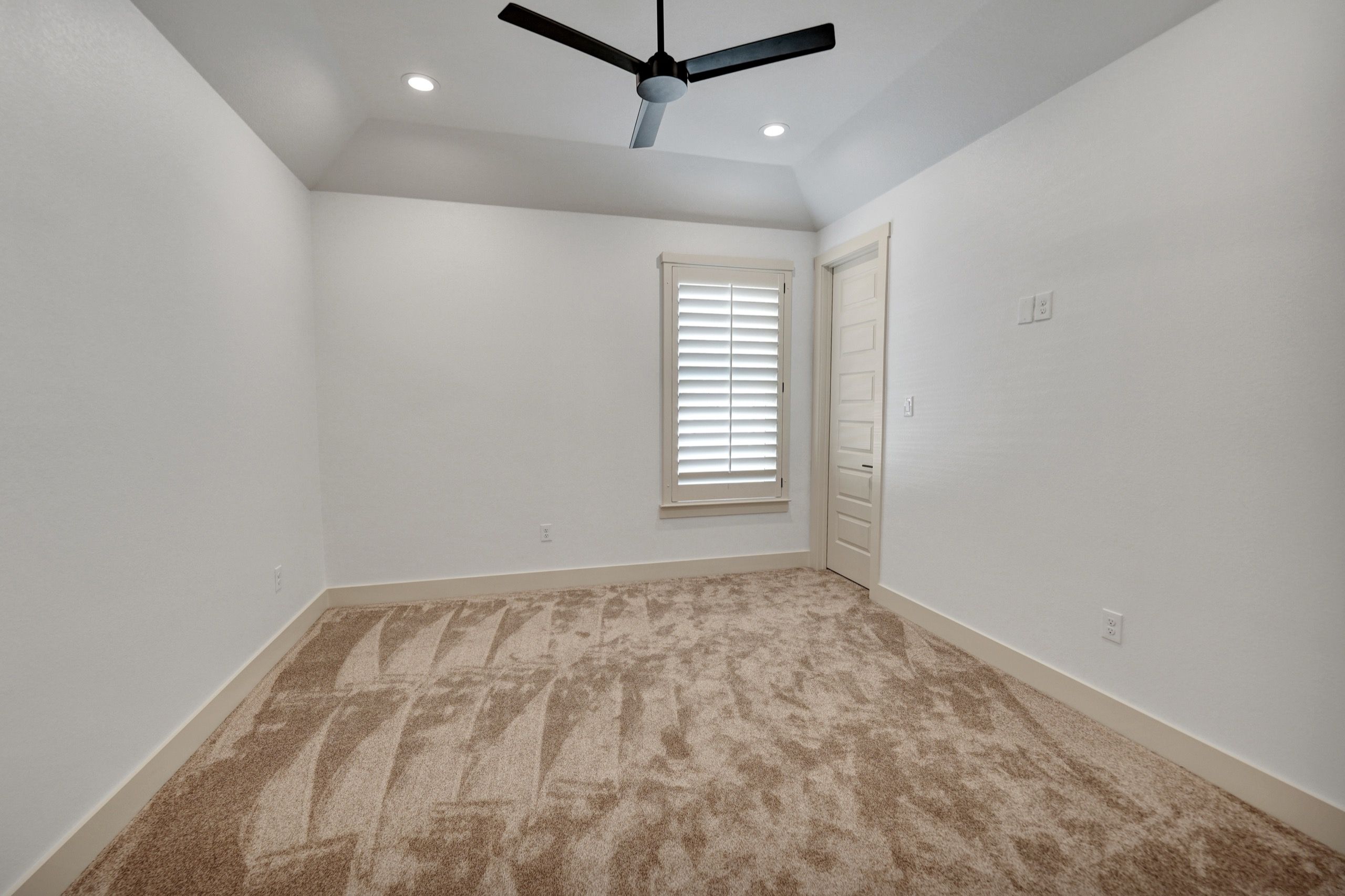 7012 WCR 42 - Photo 108
