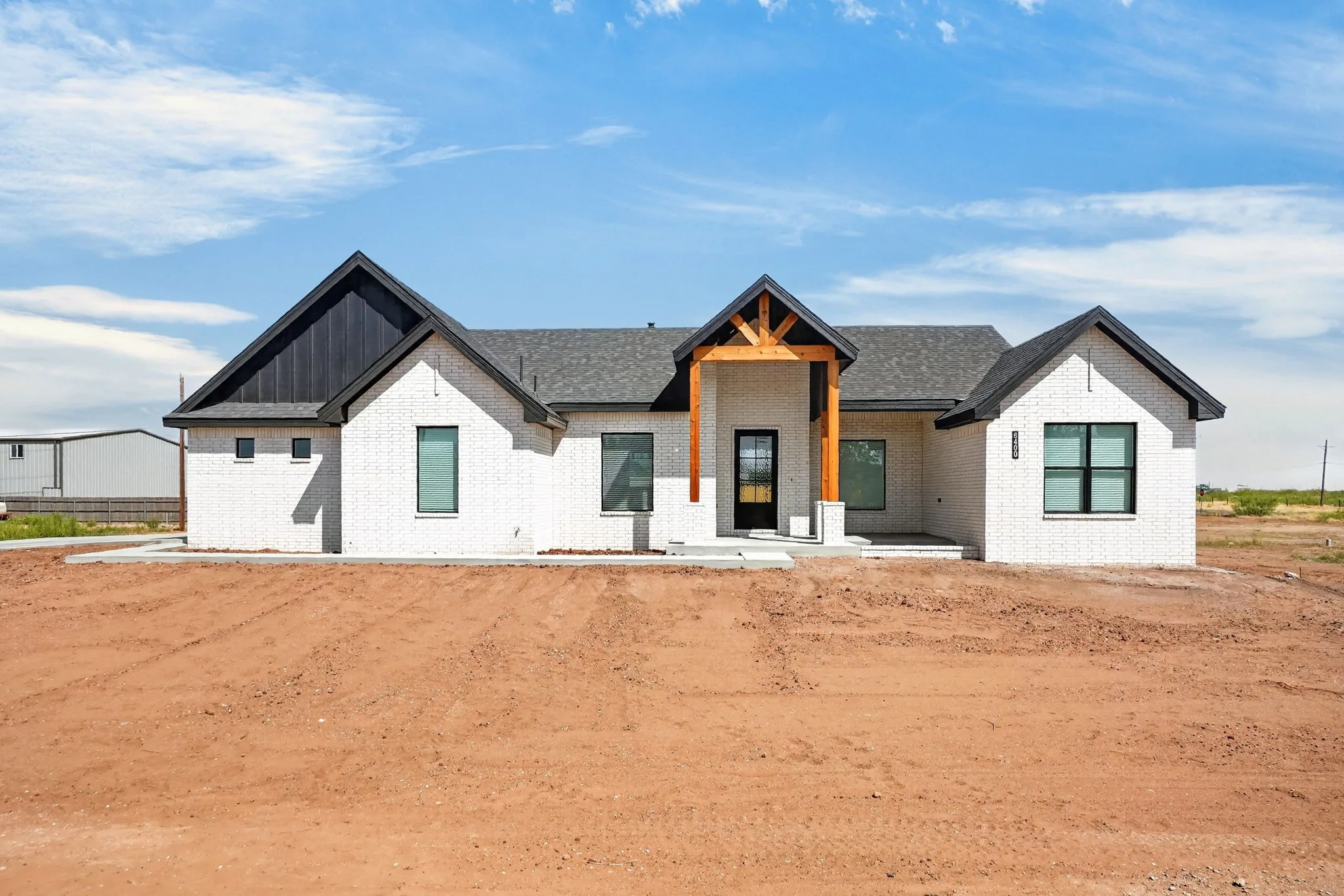 6400 Dahlia custom home by Diamond Homes
