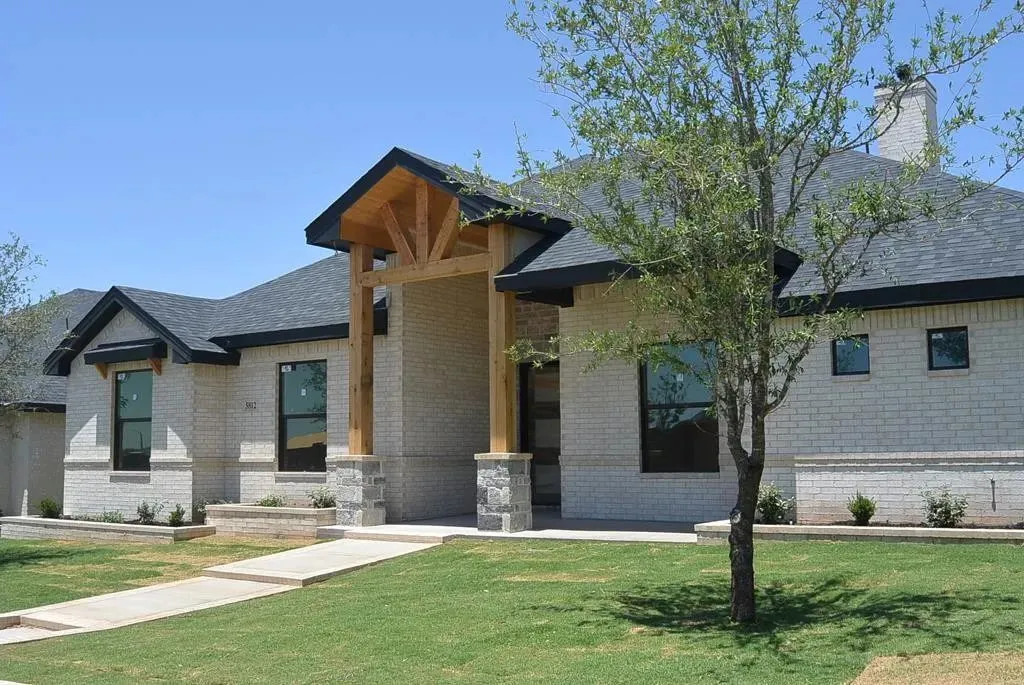 5812 Frio Dr